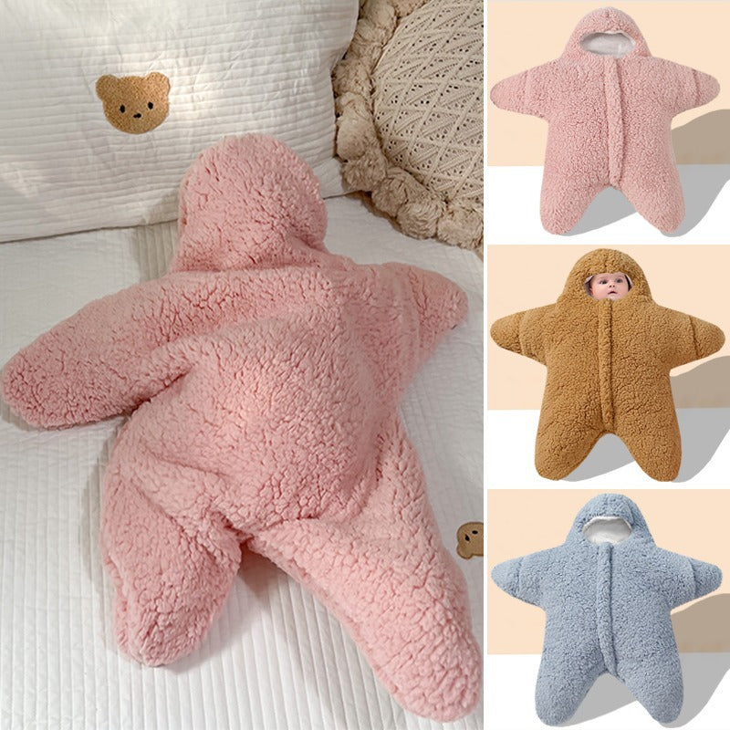 Baby sovepose i sjøstjerne form