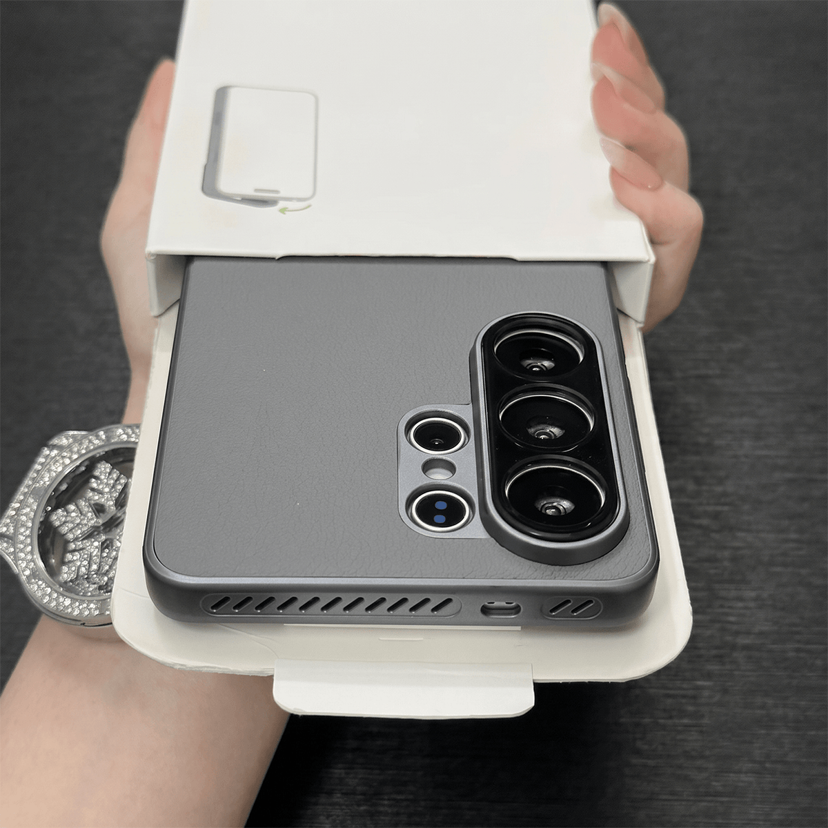 AEROVEIL Veganskinn-deksel for Samsung Galaxy S24/S25/S26 Ultra