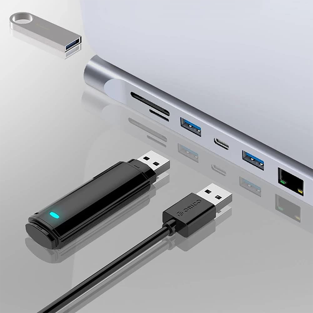 12-i-1 USB-C Hub dokkingstasjon