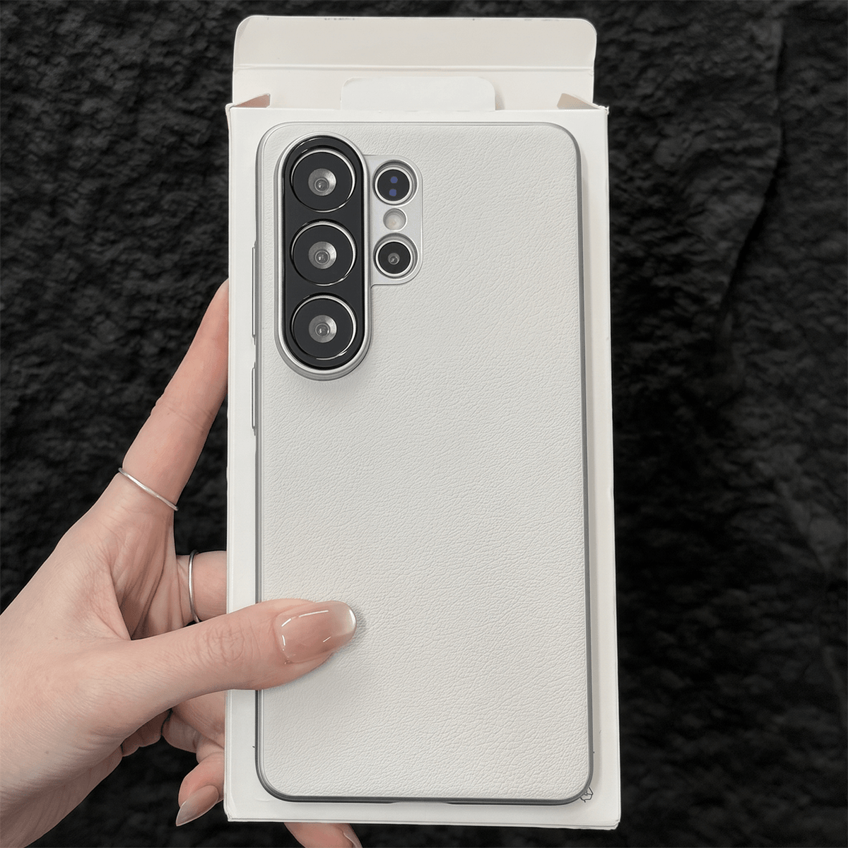 AEROVEIL Veganskinn-deksel for Samsung Galaxy S24/S25/S26 Ultra